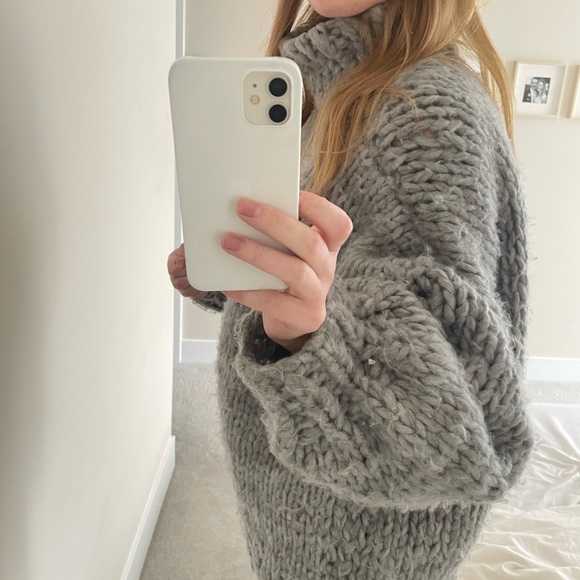 Chunky oversize knit sweater (medium) - Picture 5 of 6
